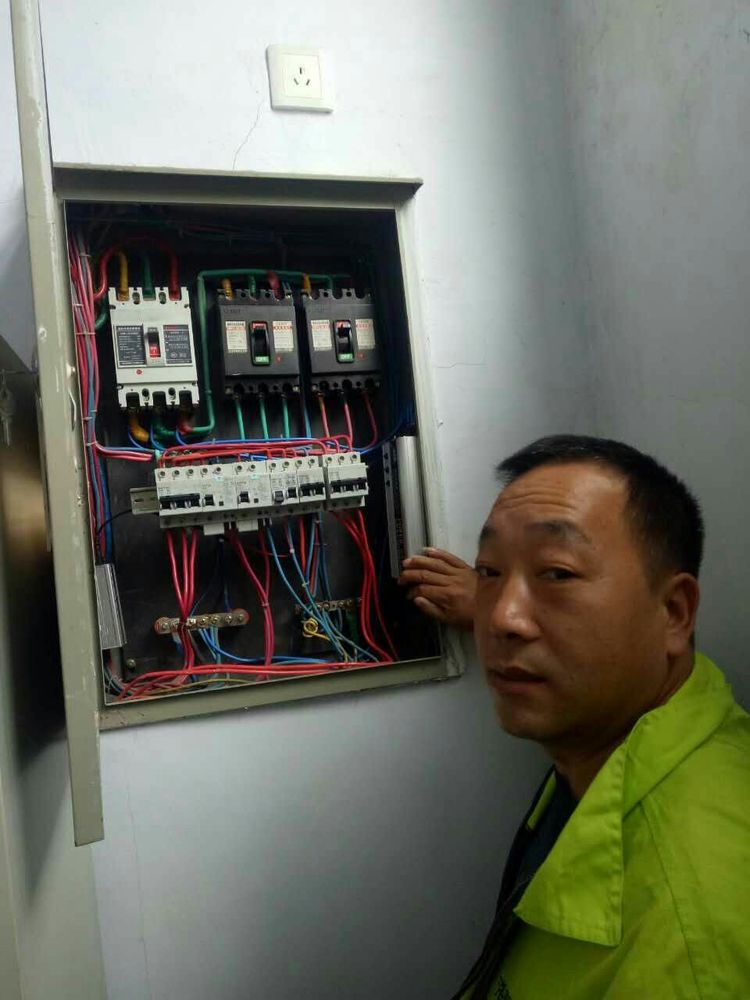 三门峡公路局成功安装电力末端无功补偿节电装置(图10)